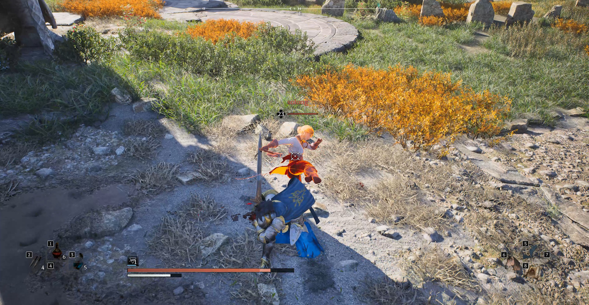 ArcheAge Chroniclesで相手プレイヤーと近接戦闘を行う画面。体力バーと装備スロットが表示されている